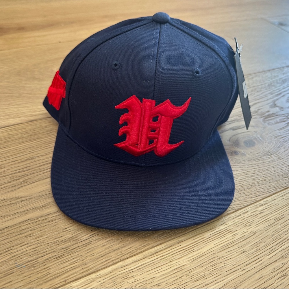 NWT Undefeated hat